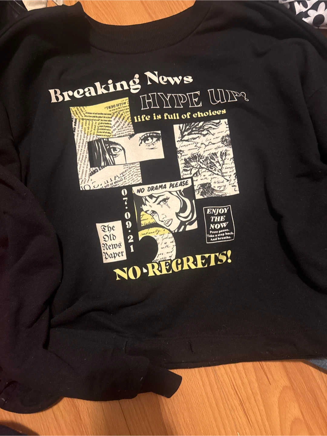 Black Sweatshirt /sweater