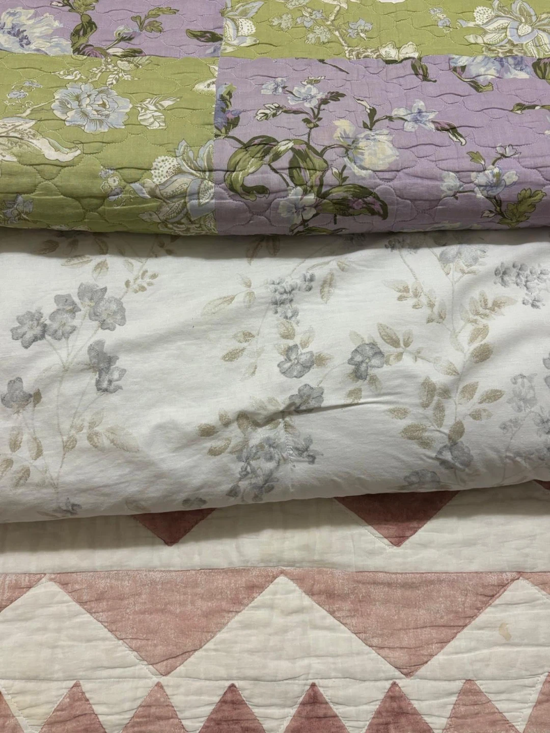 Quilt Set - Floral & Geometric Patterns