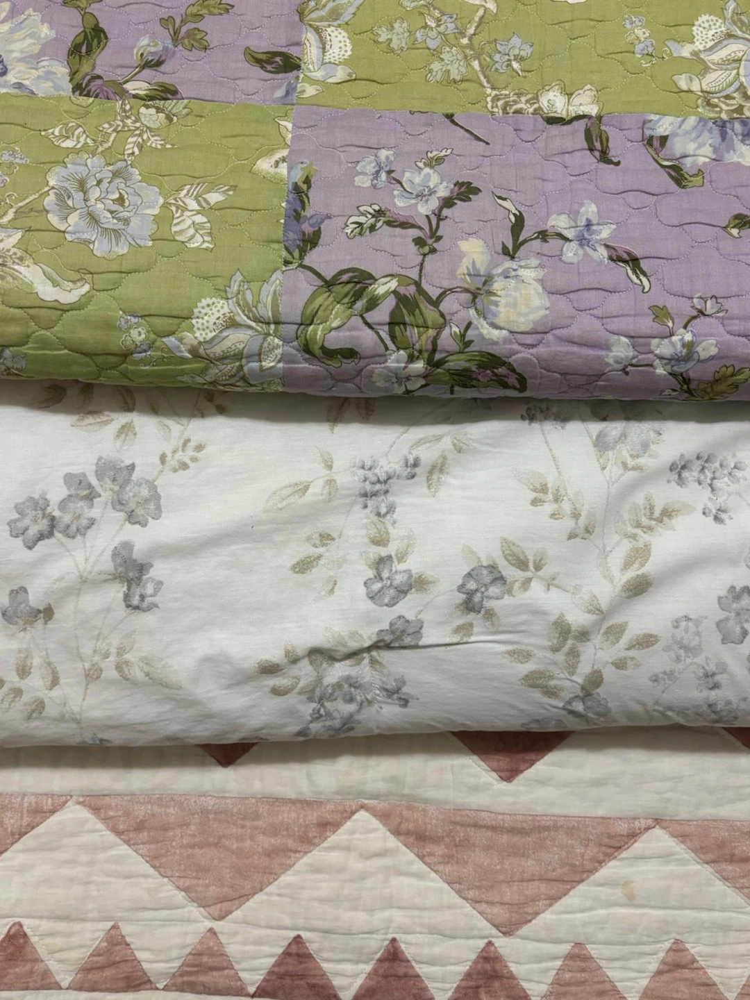 Quilt Set - Floral & Geometric Patterns - photo 2