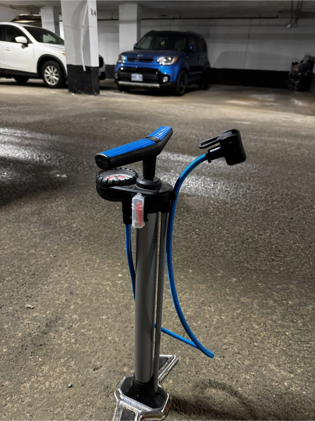 Schwinn Bicycle Floor Pump with Gauge - photo 3