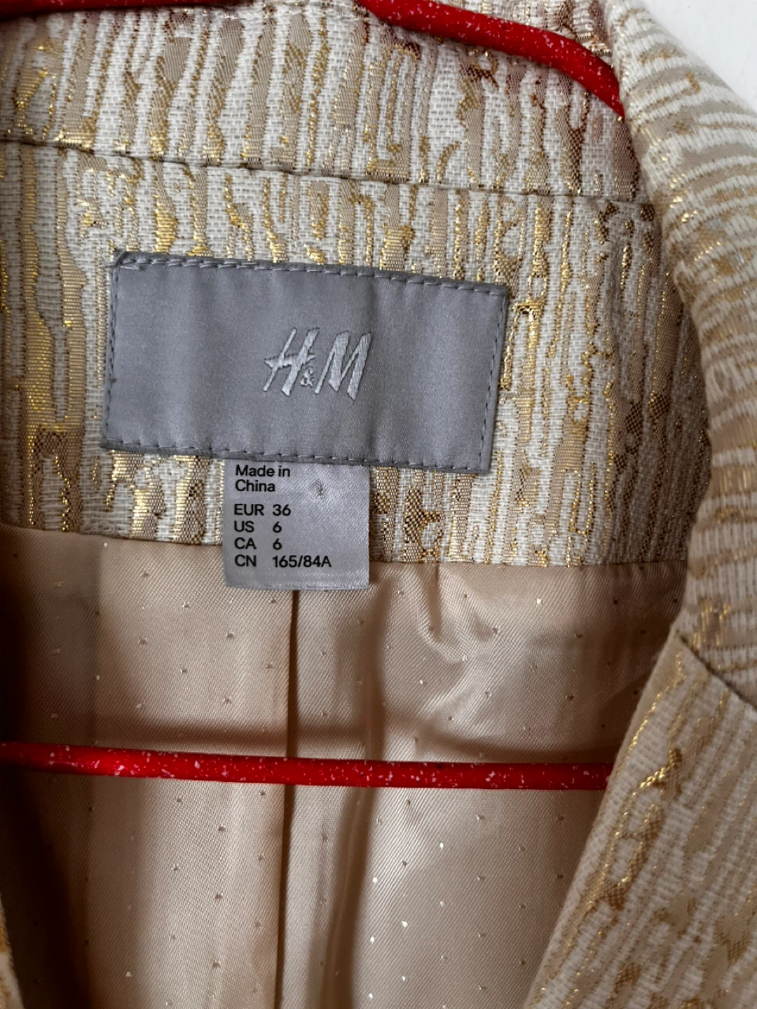 H&M Gold Textured Cap Sleeve Blazer - Size 6 - photo 3