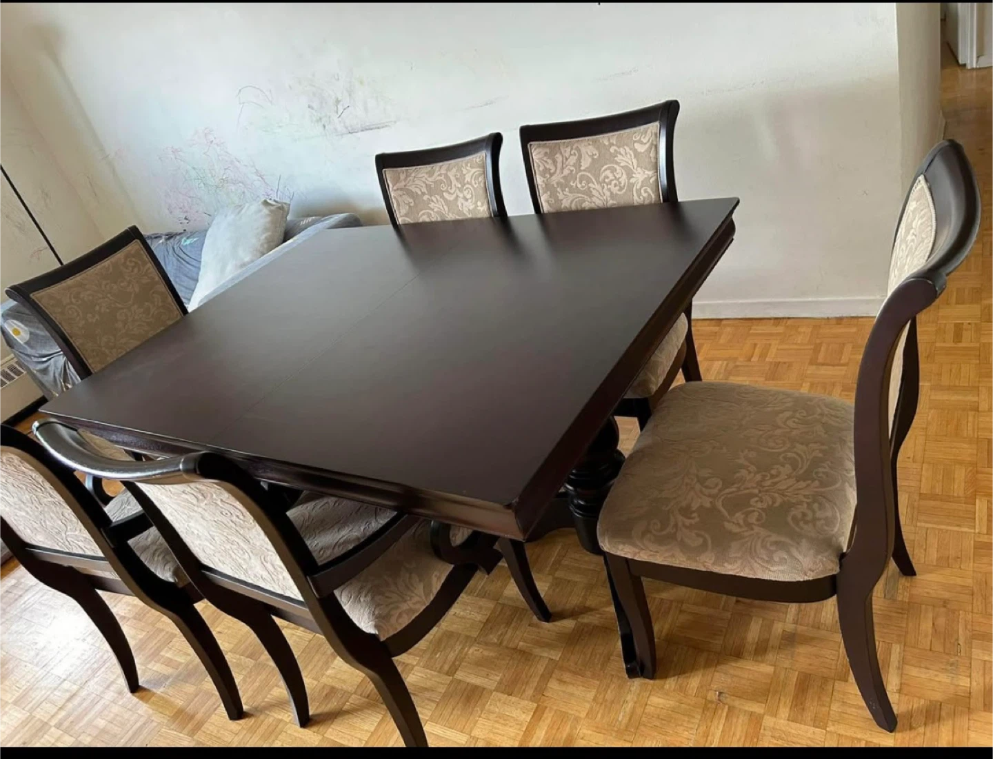 Solid wood Dining Table Set with 6 Chairs