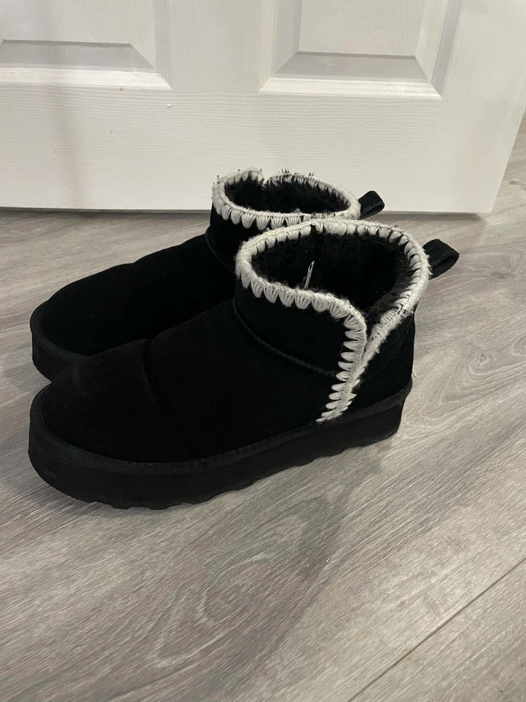 Black Suede Ankle Boots with Faux Fur Trim