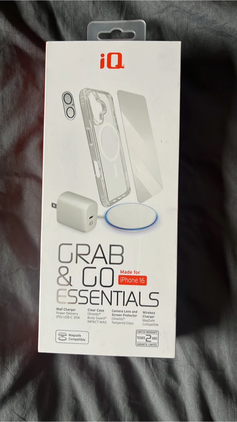iQ Grab & Go Essentials for iPhone 16