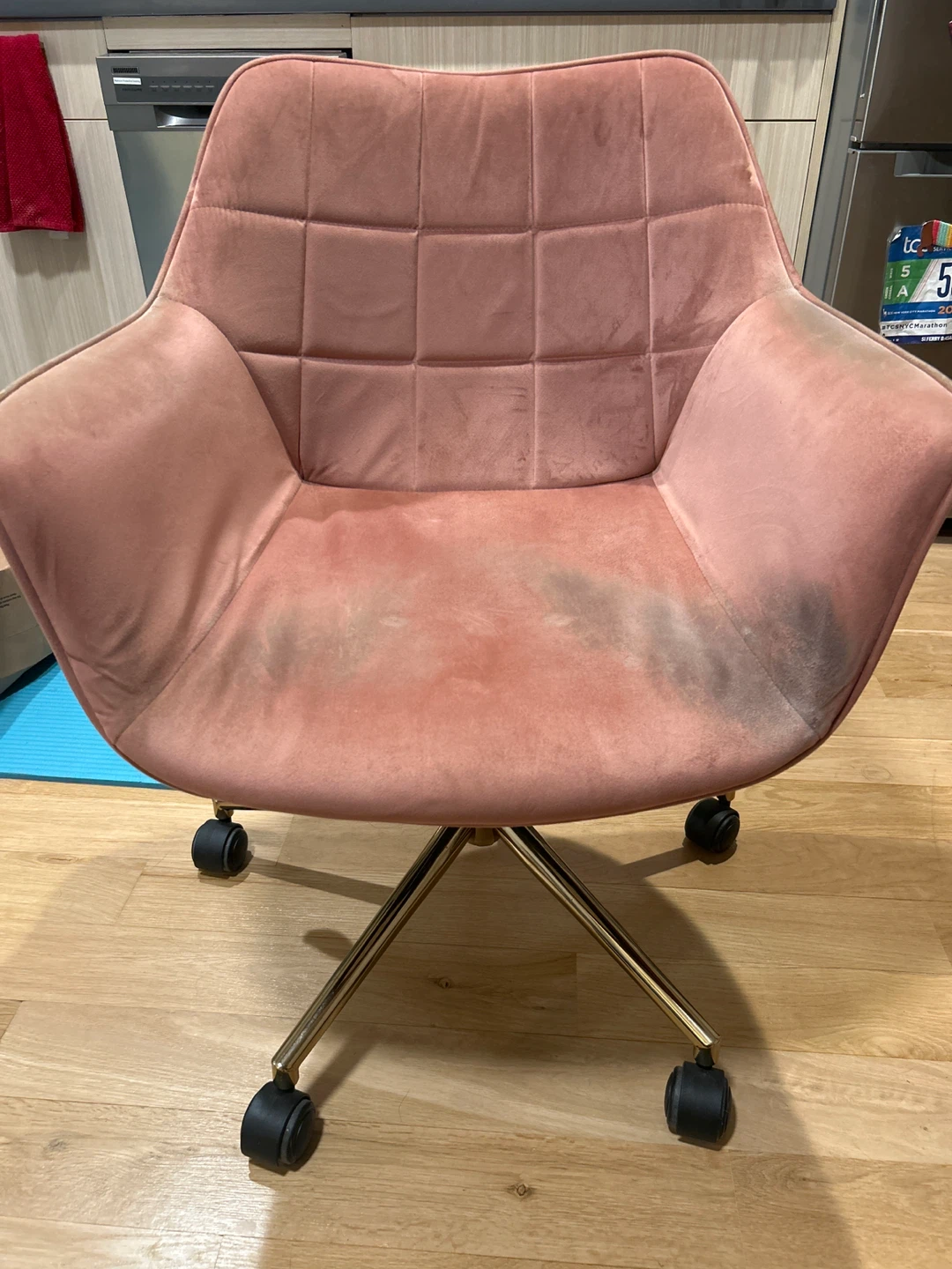 Height Adjustable Dusty Pink Desk Chair with Gold Legs