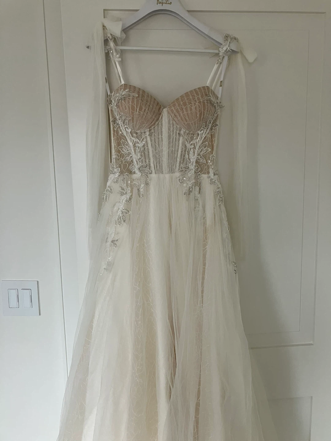 Papilio Wedding Dress - one of a kind - photo 5
