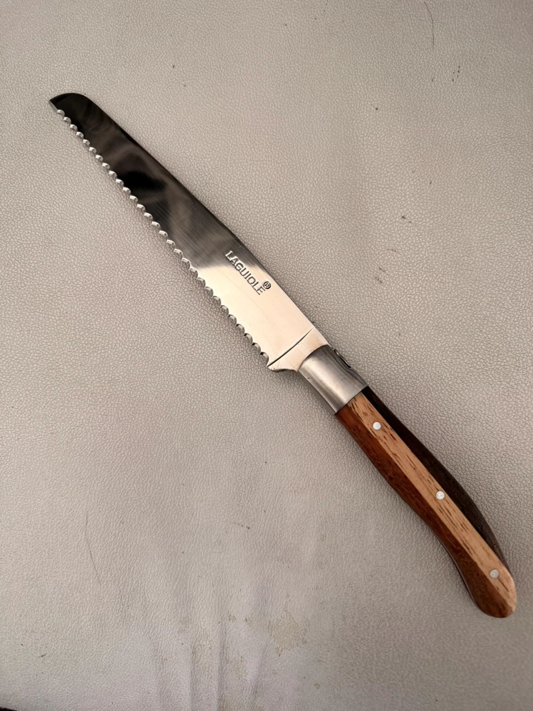 LAGUIOLE Serrated Bread Knife