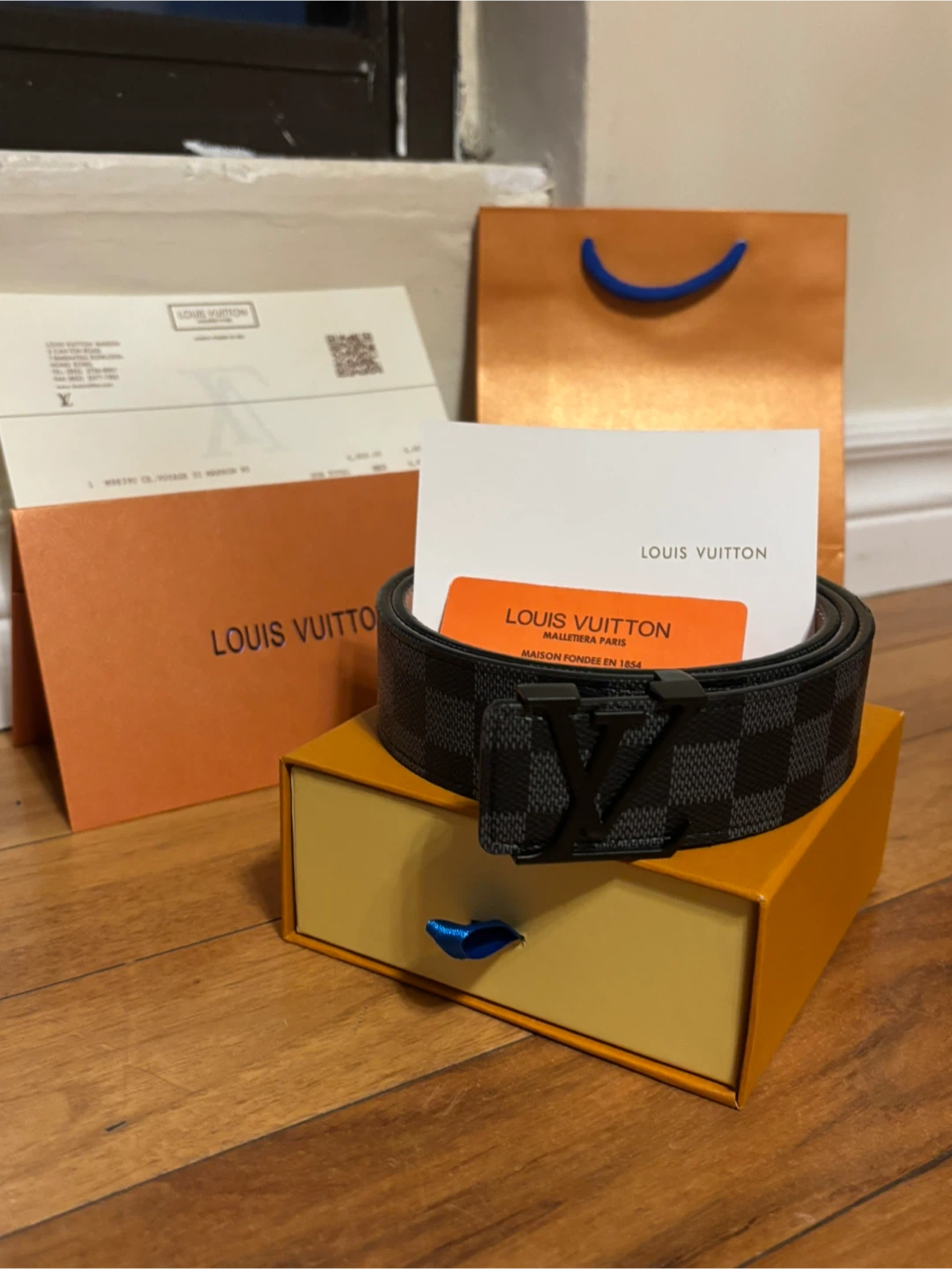 !$50!LV belt