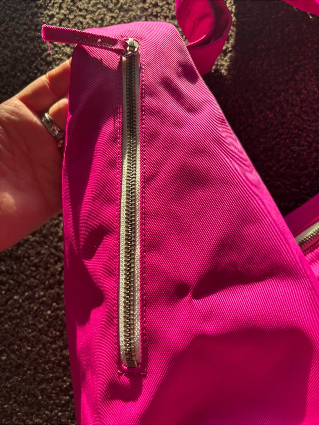 Pink Lululemon Sling Bag with Graphic Lining - photo 5
