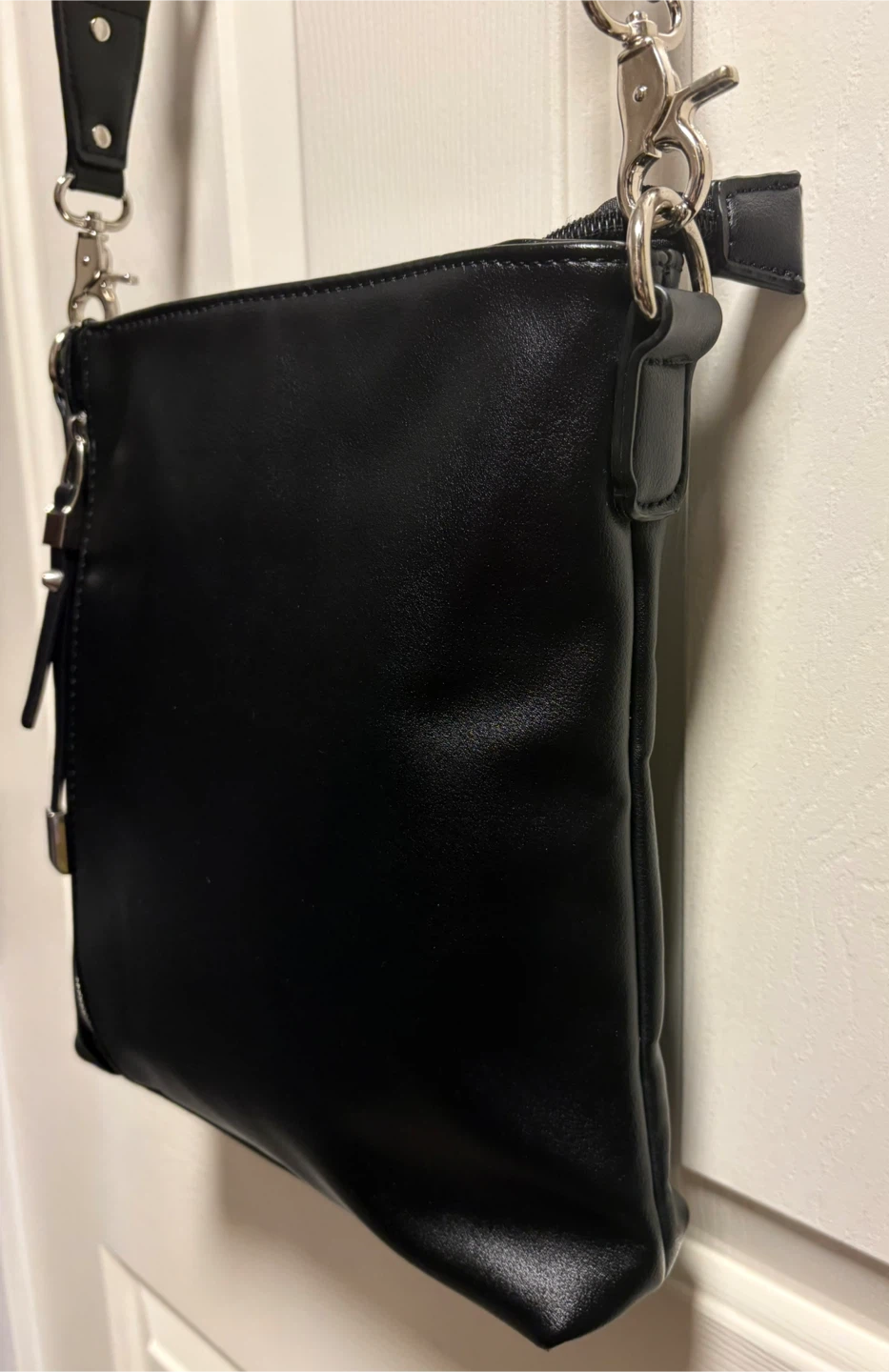Sondra Roberts Black Vegan Leather Crossbody Bag - photo 3
