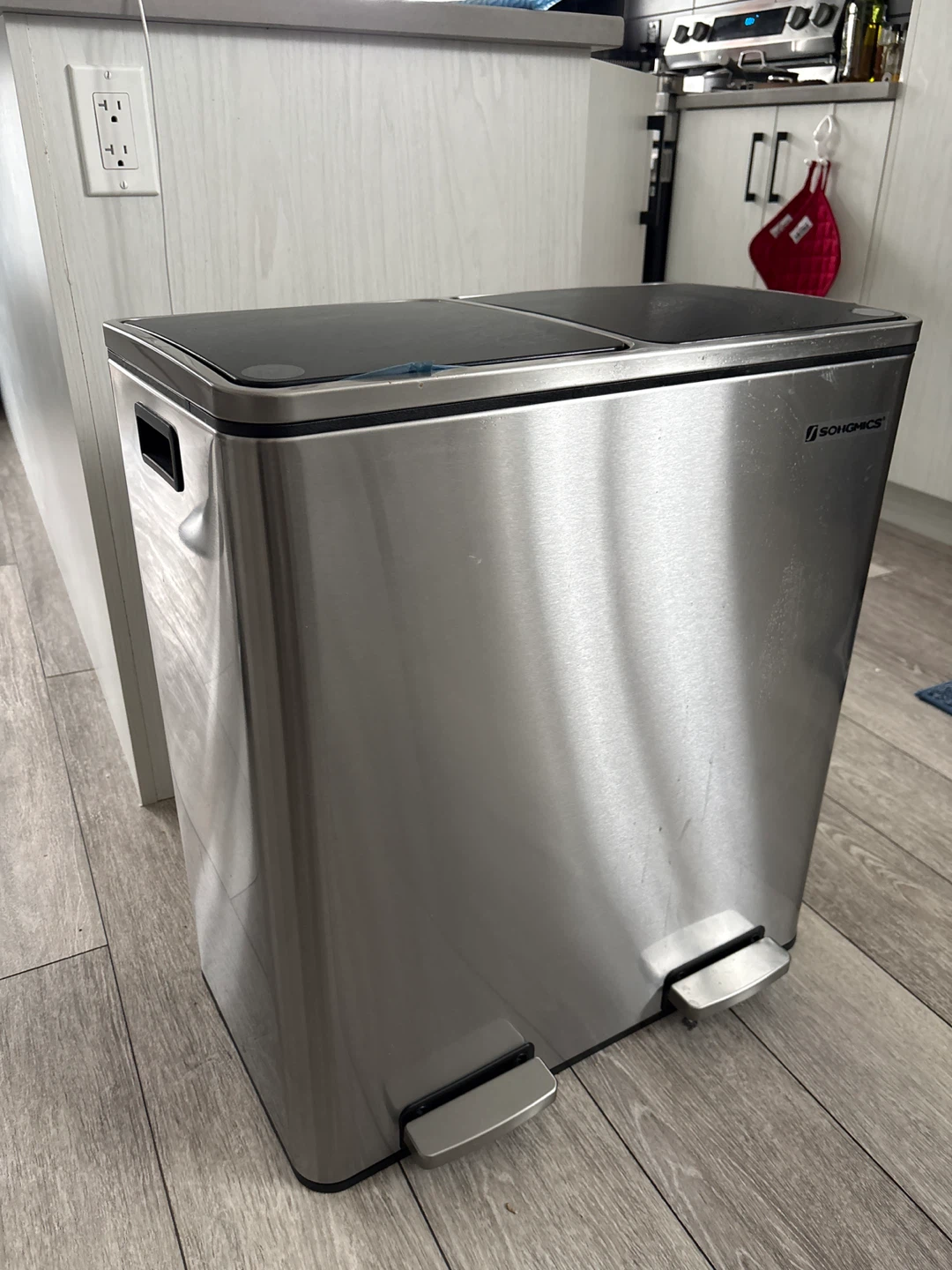 SONGMICS Stainless Steel Dual Compartment Trash Can - photo 2