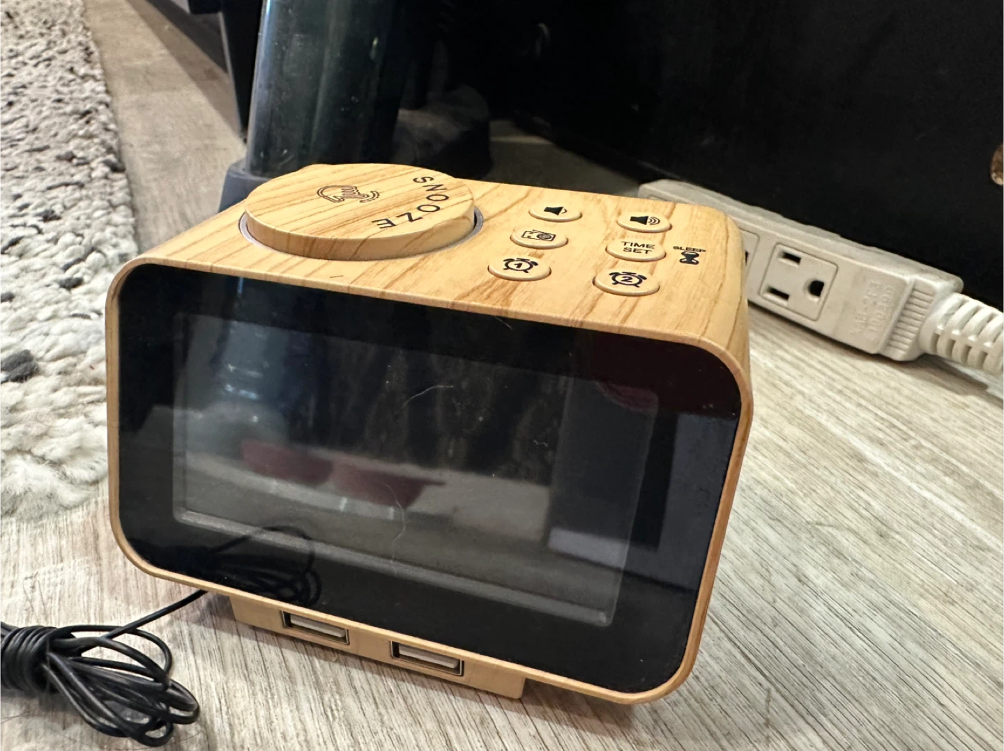 Wooden Digital Alarm Clock with Snooze Function - photo 3