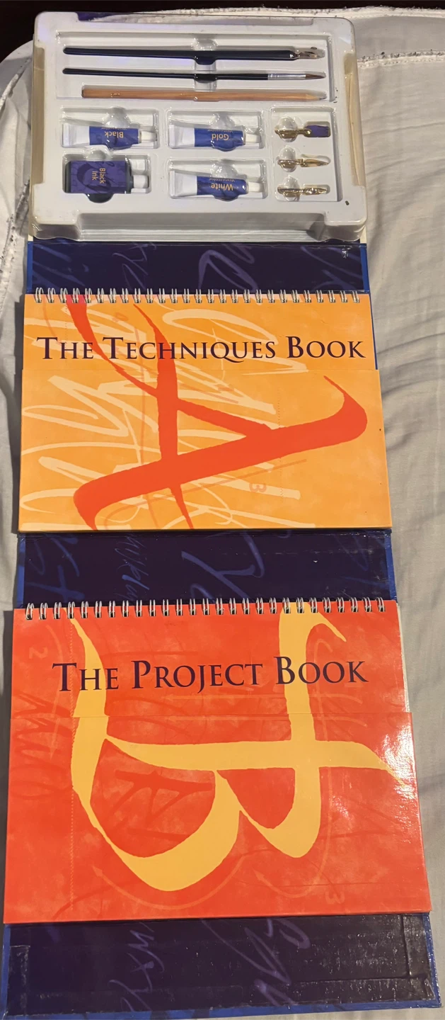 Reader's Digest Complete Calligraphy Set by Ann Bowen - photo 2