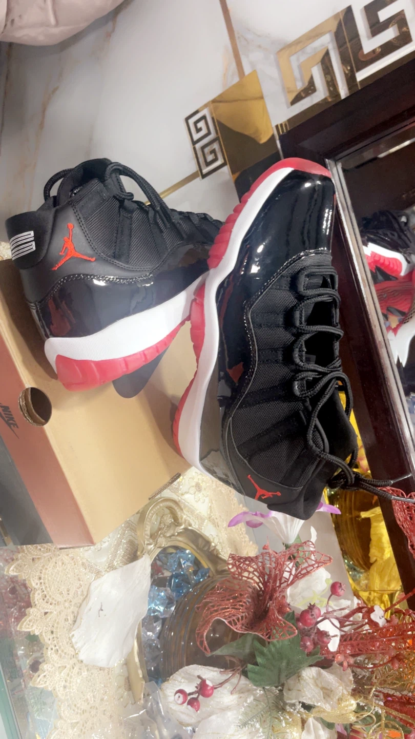 Air Jordan 11 Retro "Bred" "Space Size 10 - photo 4