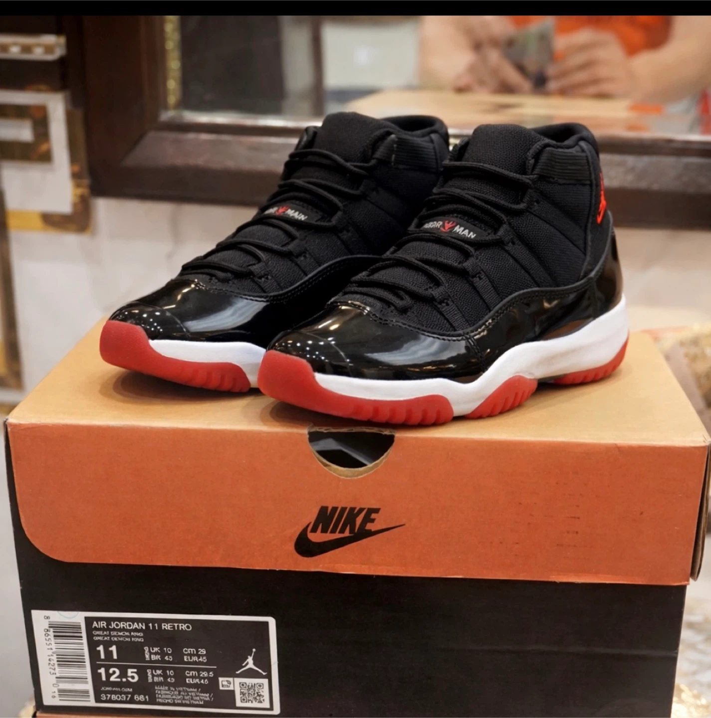 Air Jordan 11 Retro "Bred" "Space Size 10 - photo 2