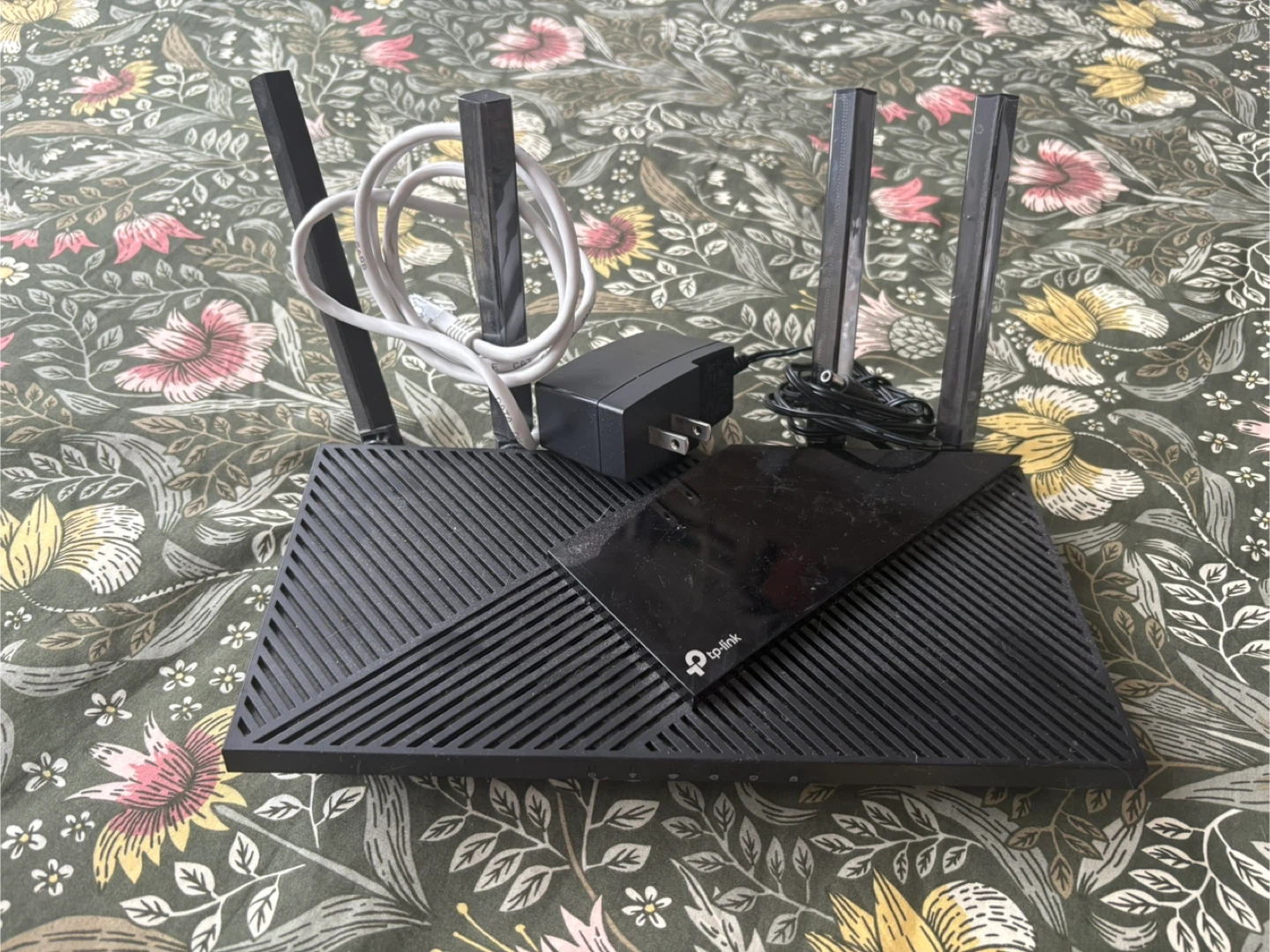 TP-Link WiFi Router - photo 2