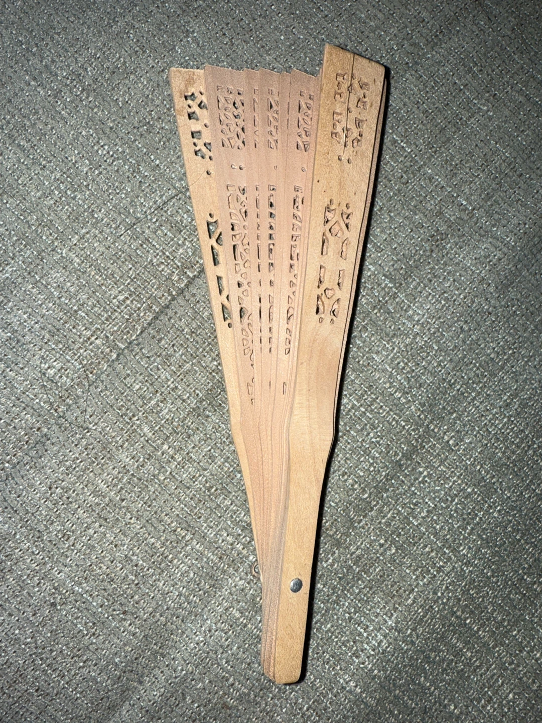 Wooden Folding Fan - photo 3