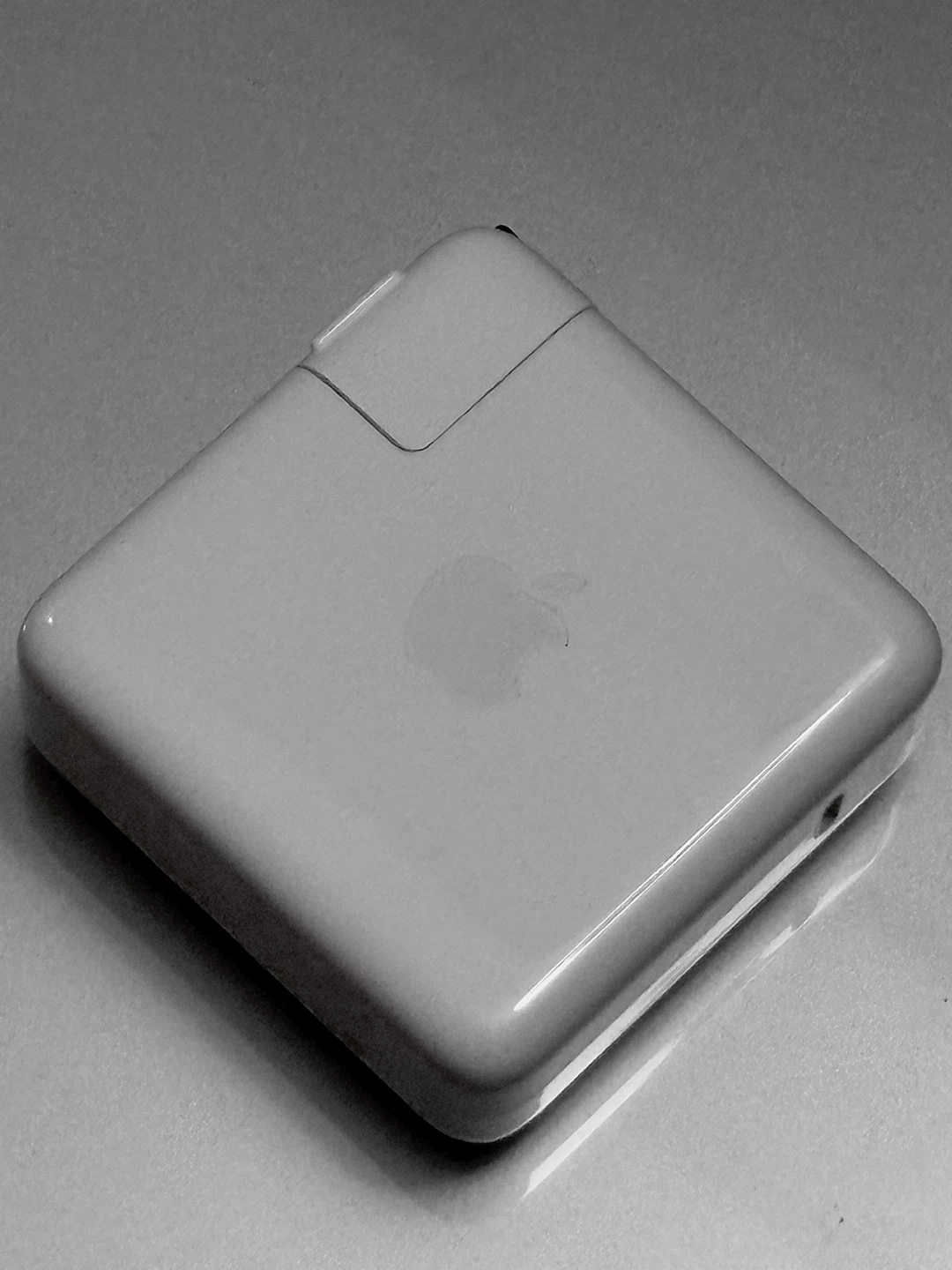 🥕Apple 67W USB-C Power Adapter - photo 3