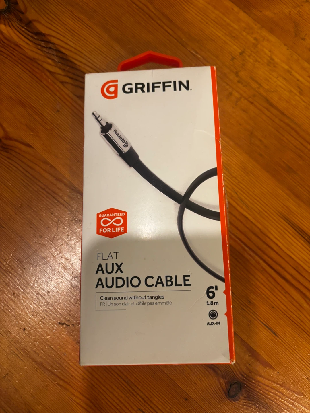 Griffin 6' Flat Aux Audio Cable.xm1818