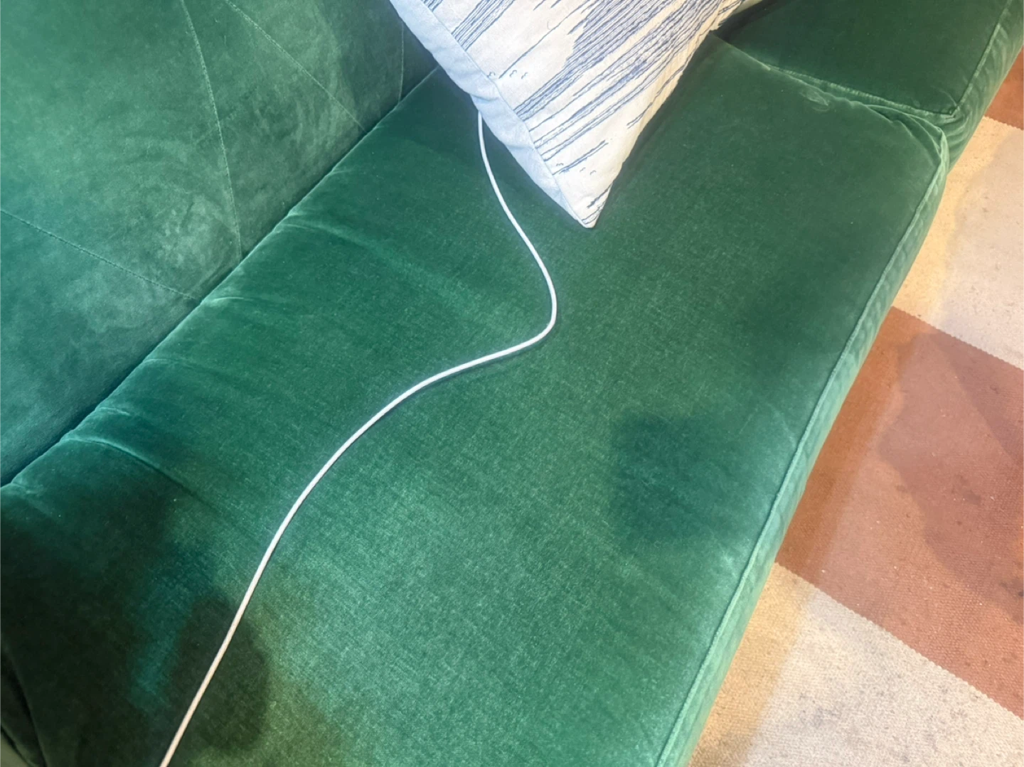 CB2 Avec Velvet Sofa in Emerald Green - photo 4