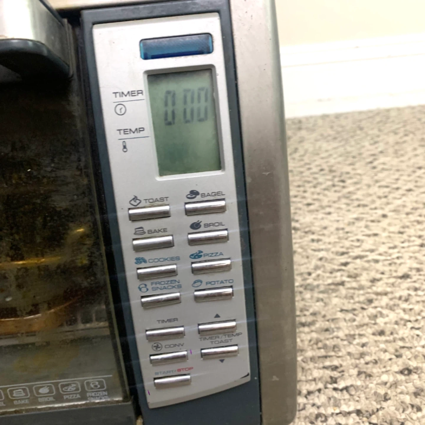 Toaster Oven - Black & Decker - Works - Kitchen Appliances - photo 3
