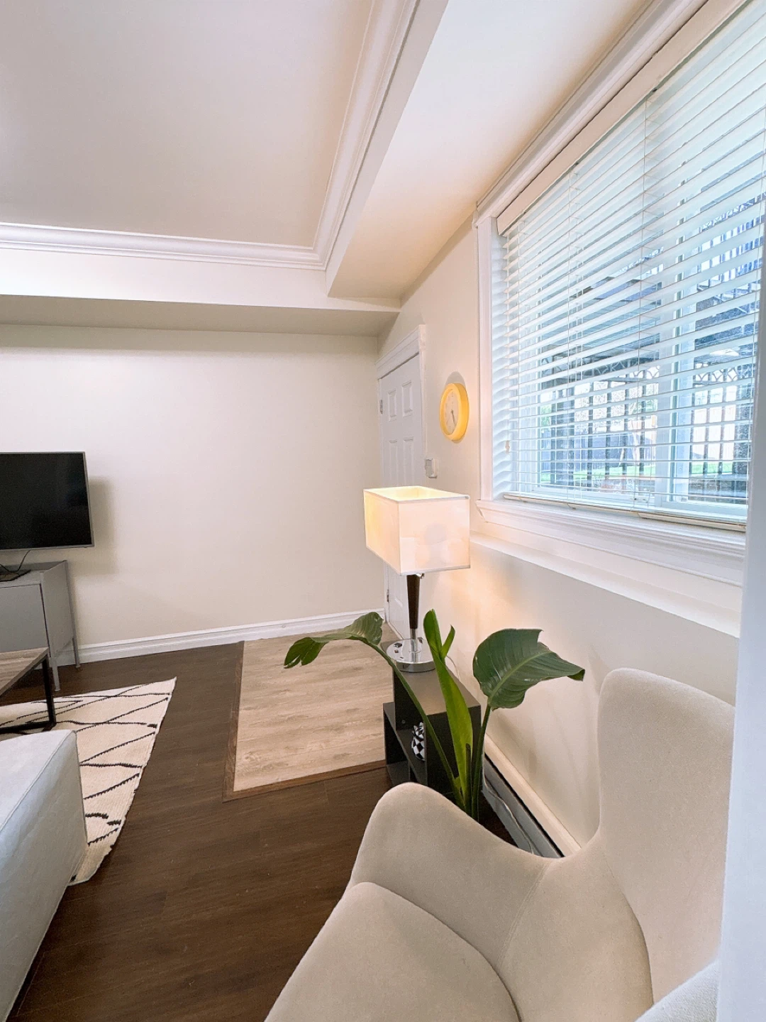 Garden level 2bed 1bath rent - photo 4