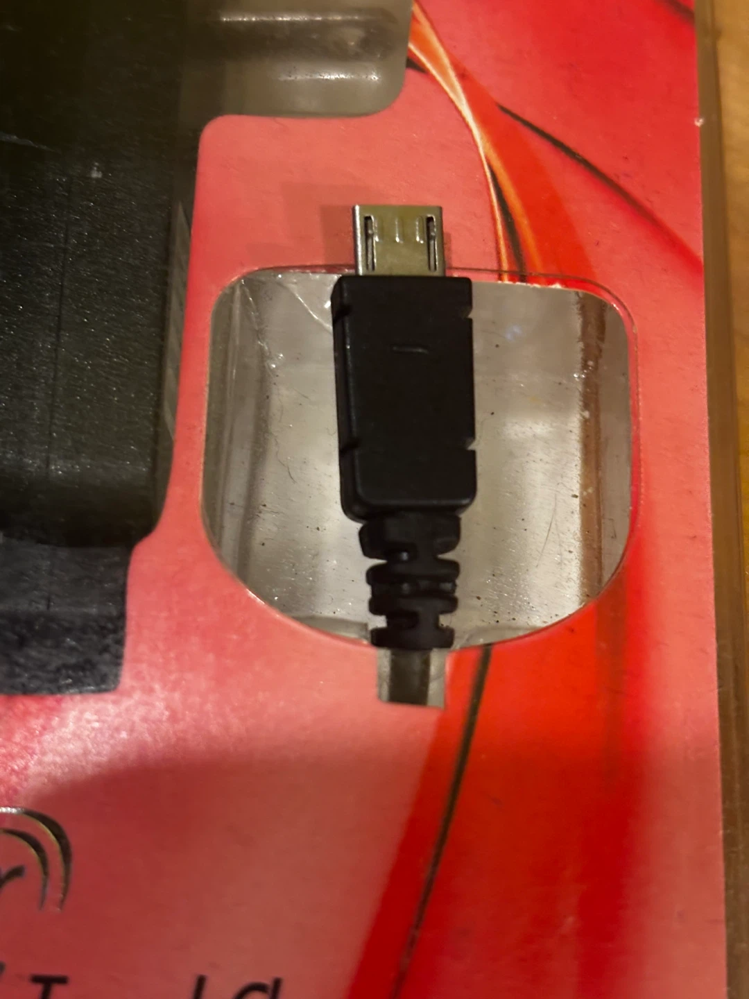 Cellular Icons Travel Charger with Micro USB Cable - photo 3