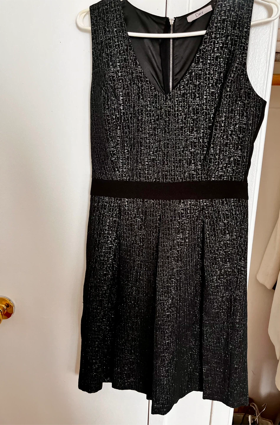 Dex Black Elegant Sleeveless Dress - photo 4