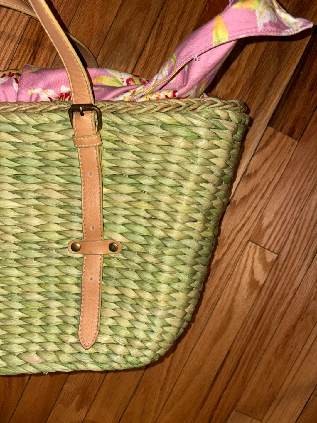 Woven Straw Tote Bag with Floral Lining - photo 2