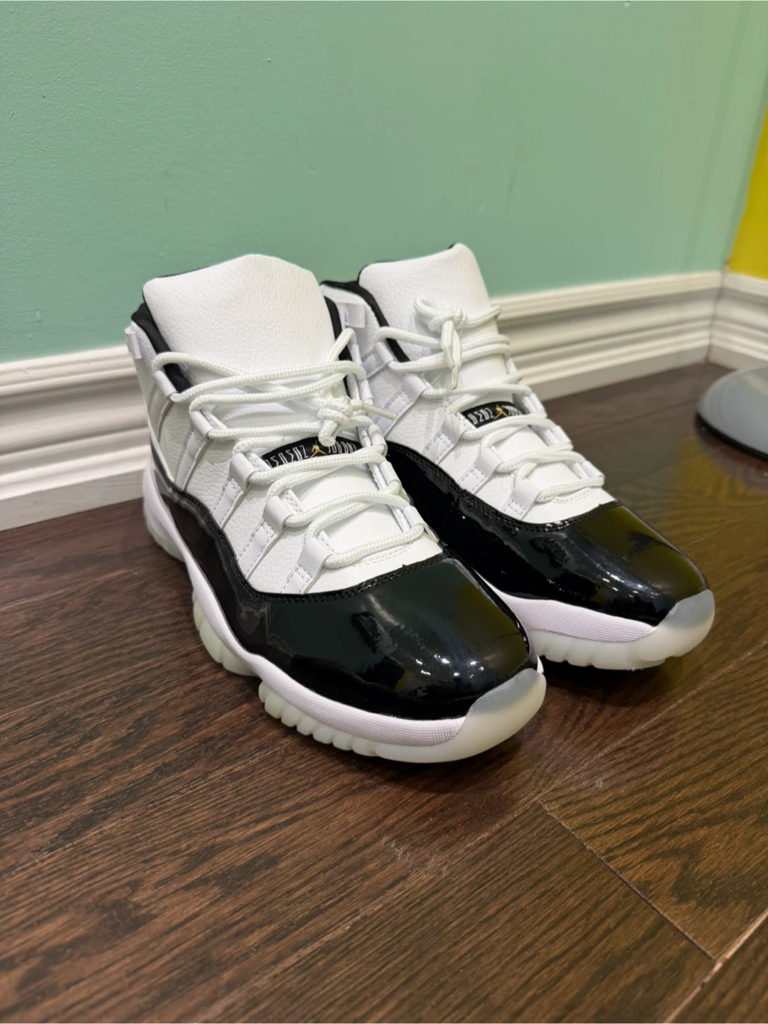 Air Jordan 11 Retro Concord Men's Shoes - photo 2