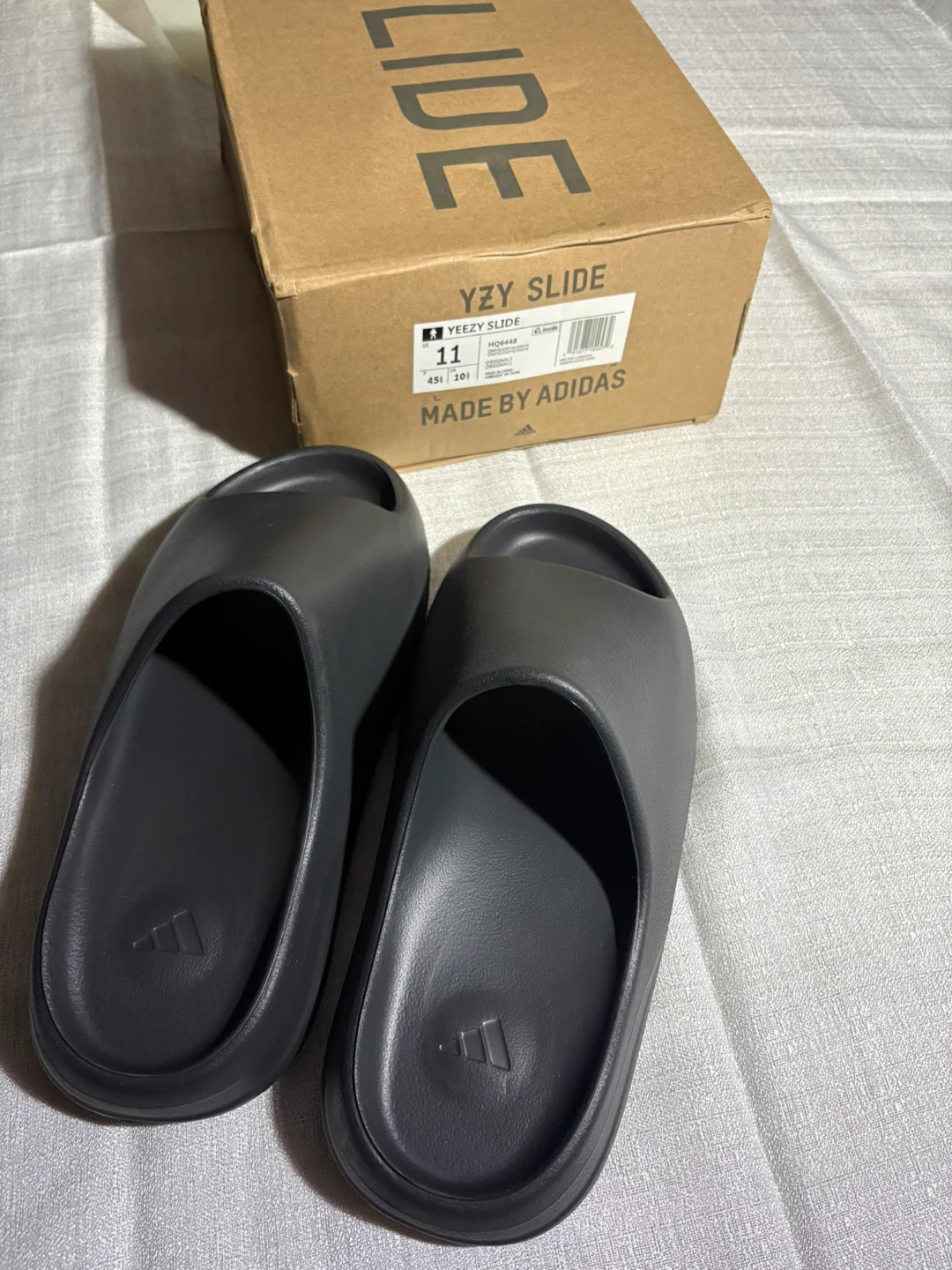 Yeezy Slide Onyx Size 11 - photo 3
