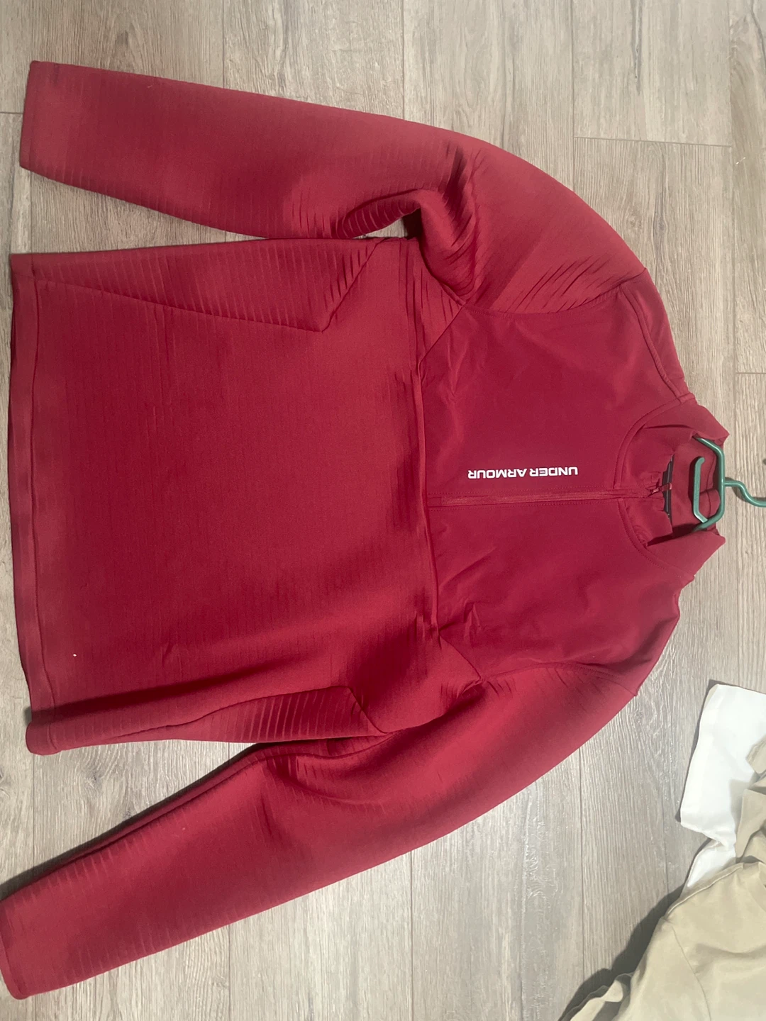 Under Armour 1/4 Zip Pullover - Red - Size L/G