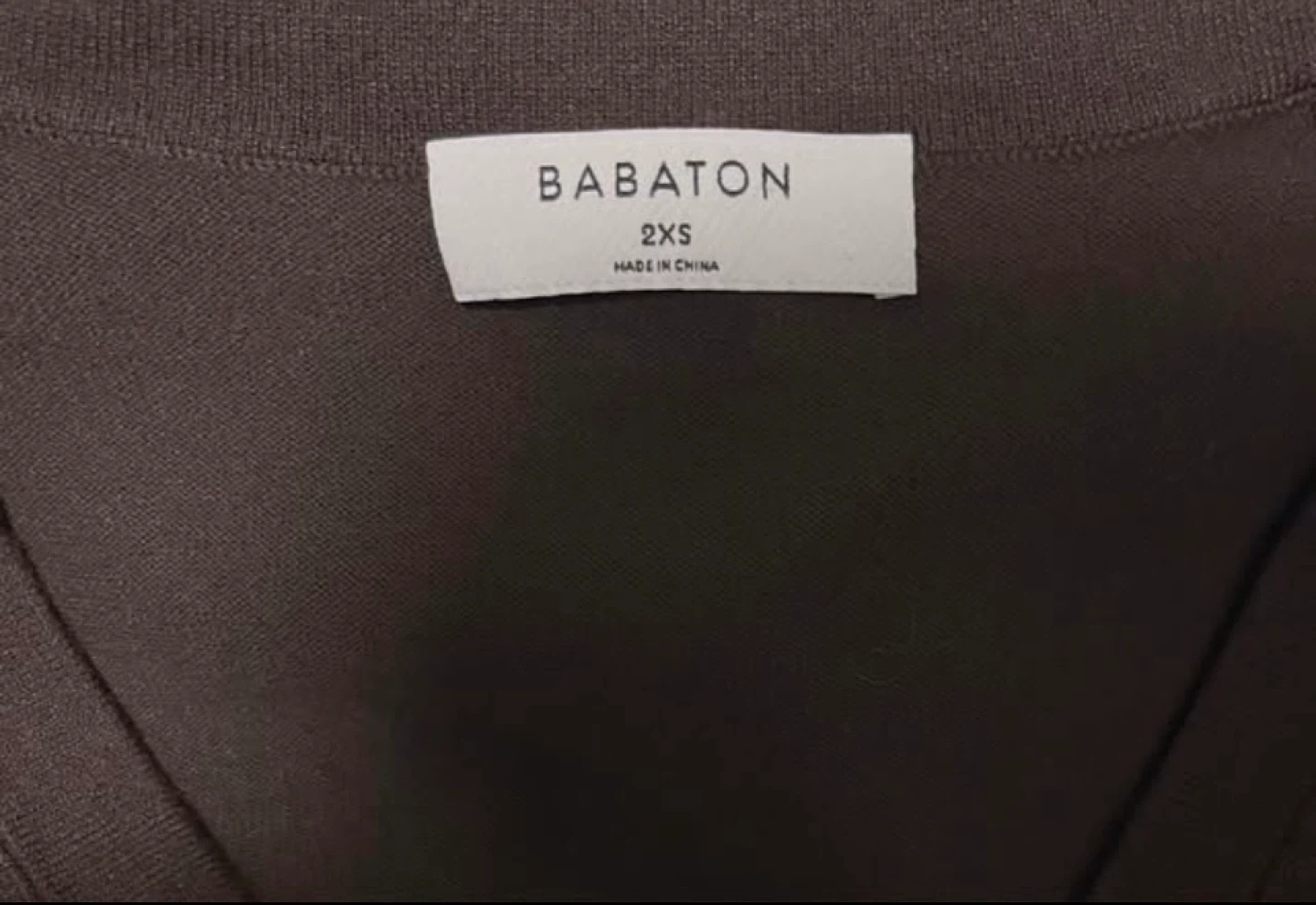 Babaton and Bizarre Jeanstyle V-Neck Sweaters - photo 2