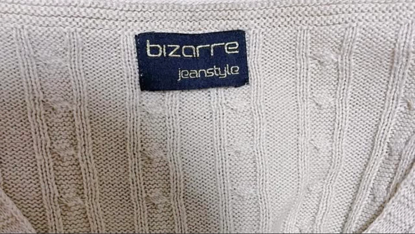 Babaton and Bizarre Jeanstyle V-Neck Sweaters - photo 3