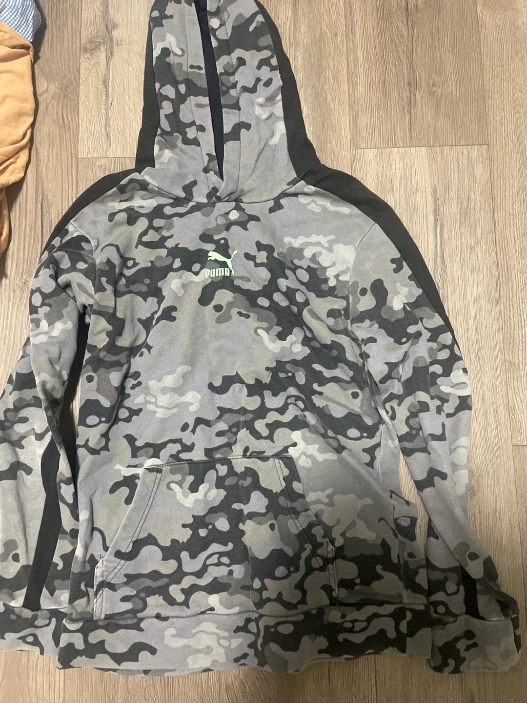3 Hoodies $15 for all - photo 4
