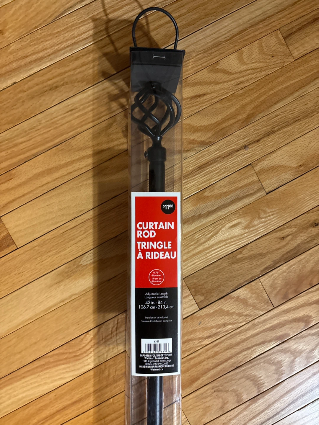Curtain Rod with Tringle Design