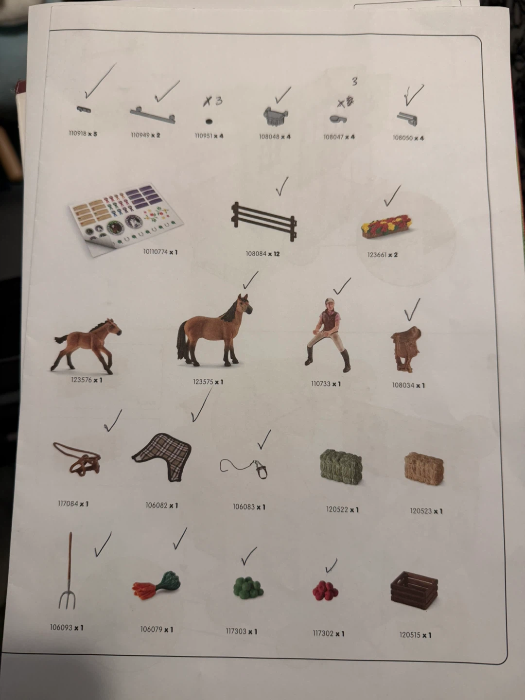 Schleich Farm World Horse Stable Playset 96 pcs - photo 4