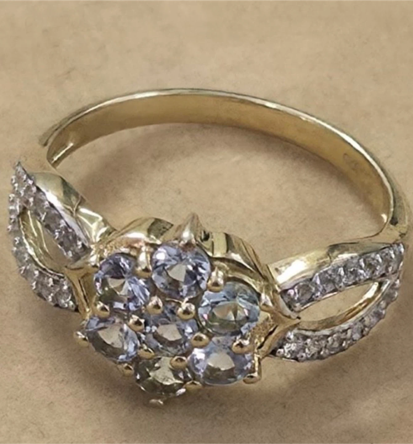 Tanzanite White Topaz Ring - photo 2