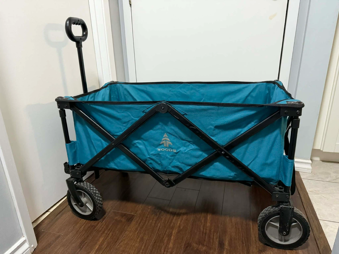 Woods Folding Outdoor Wagon - Teal Blue
