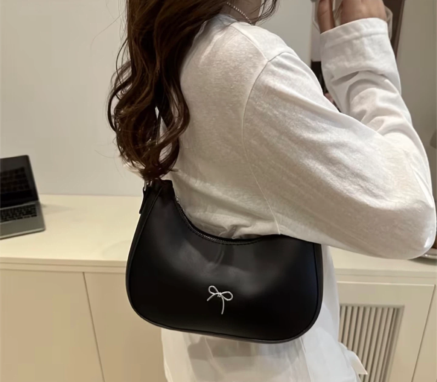 Black Shoulder Bag - photo 4