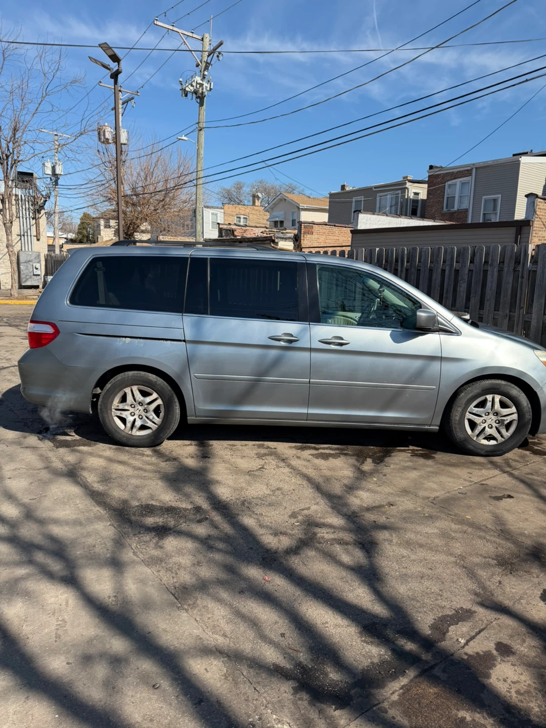 Honda Odyssey Minivan - photo 2