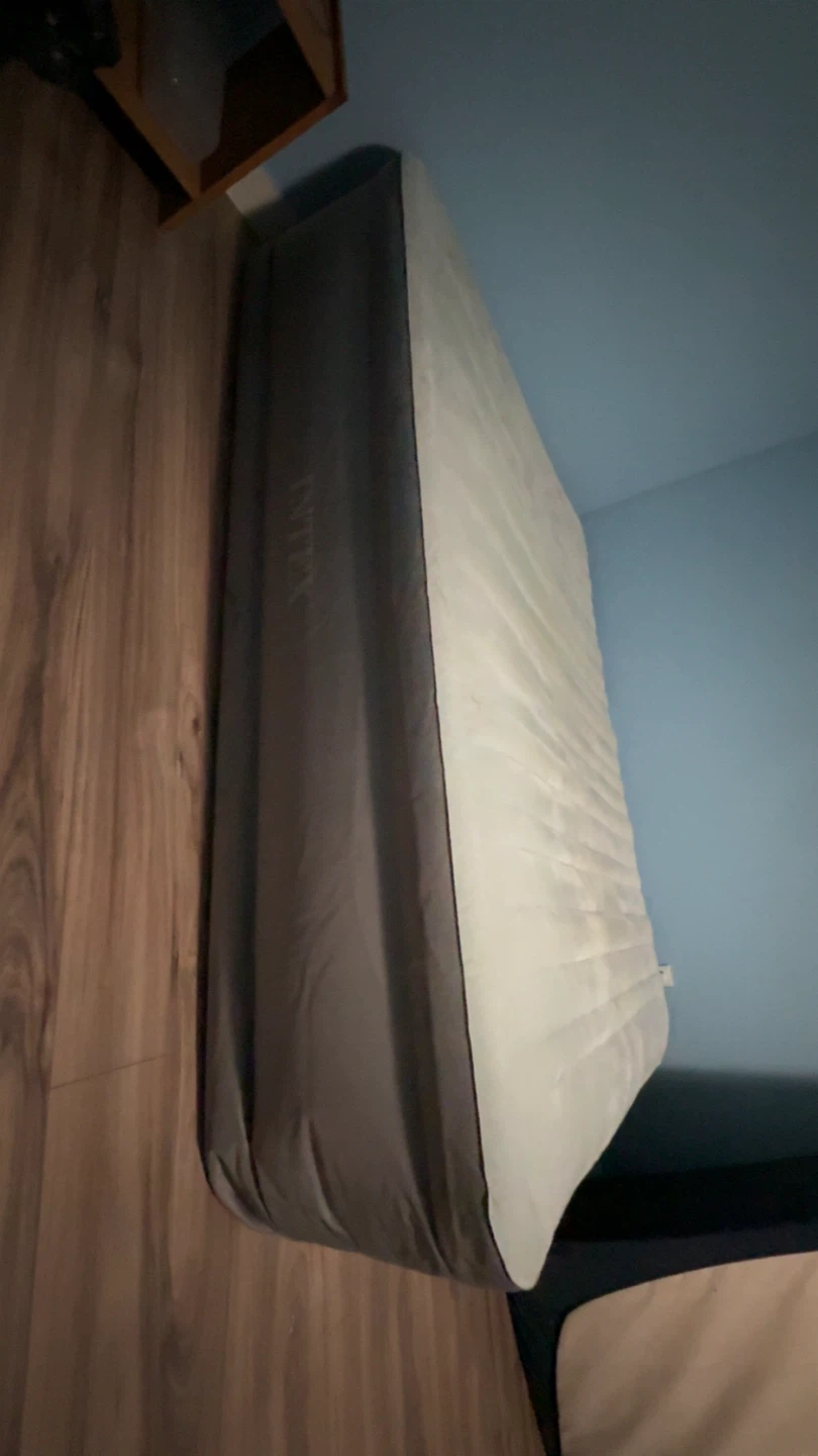 Intex Air Mattress - photo 2