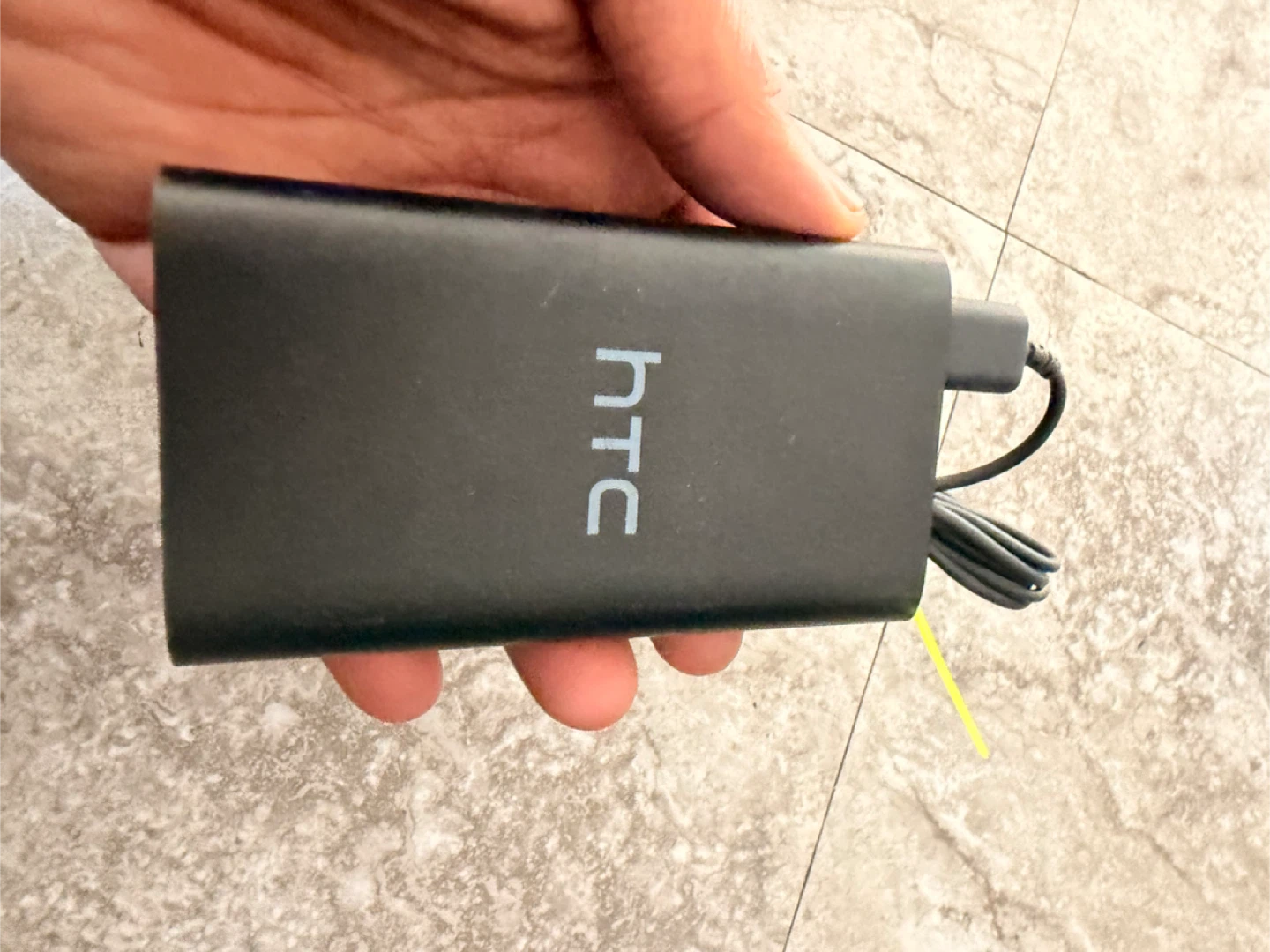 HTC vive reality Powerbank with USB-C Charging Cable and Dock