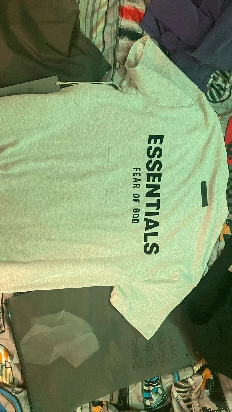 Essentials light oatmeal t shirt (READ DESCRIPTION) - photo 5