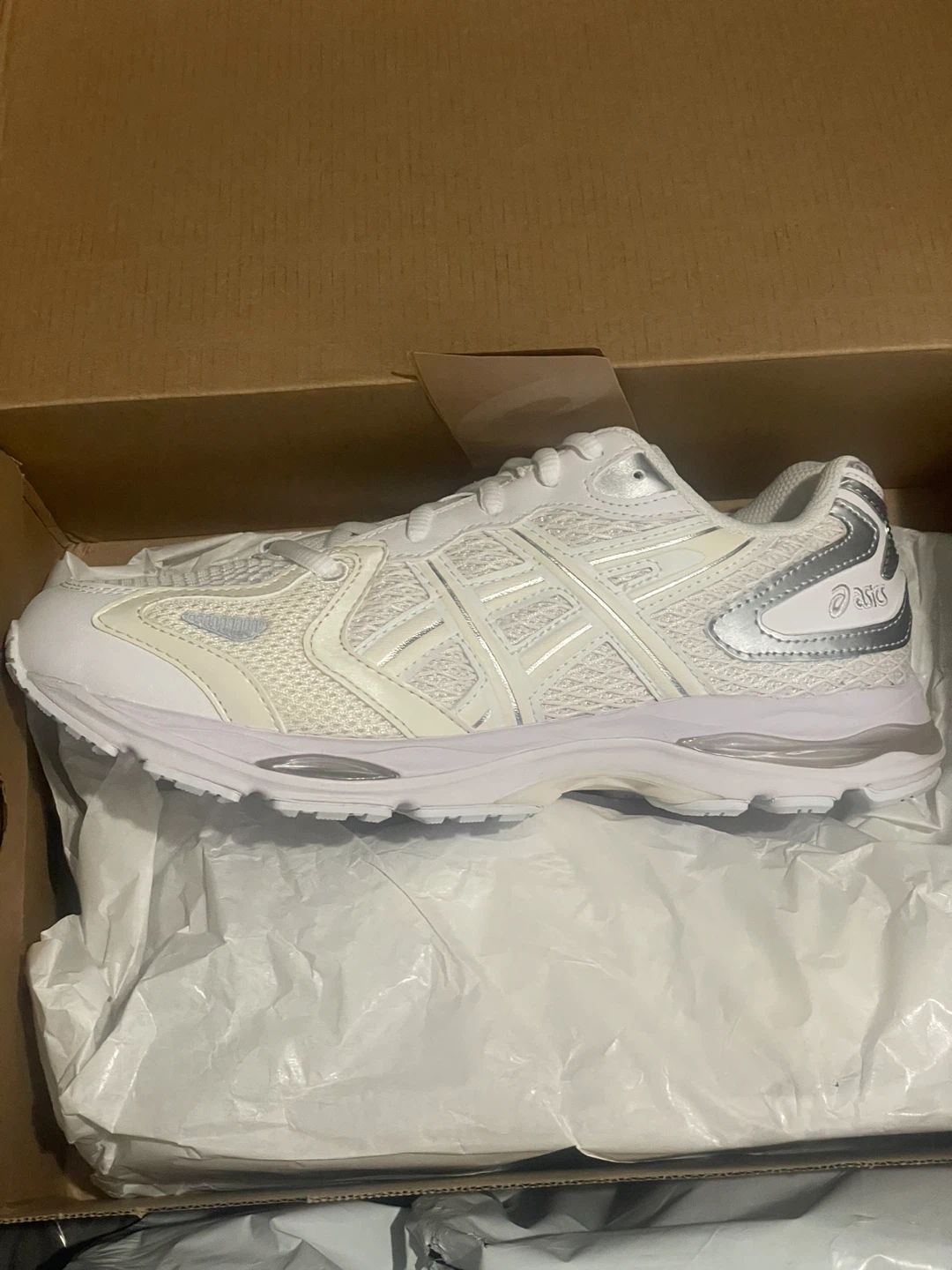 ASICS Women's Gel-Kayano 28 White/Silver Running Shoes
