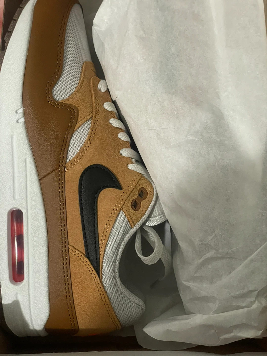 Nike Air Max 1 ESS Light Bone/Black-Flax Sneakers - Size 8