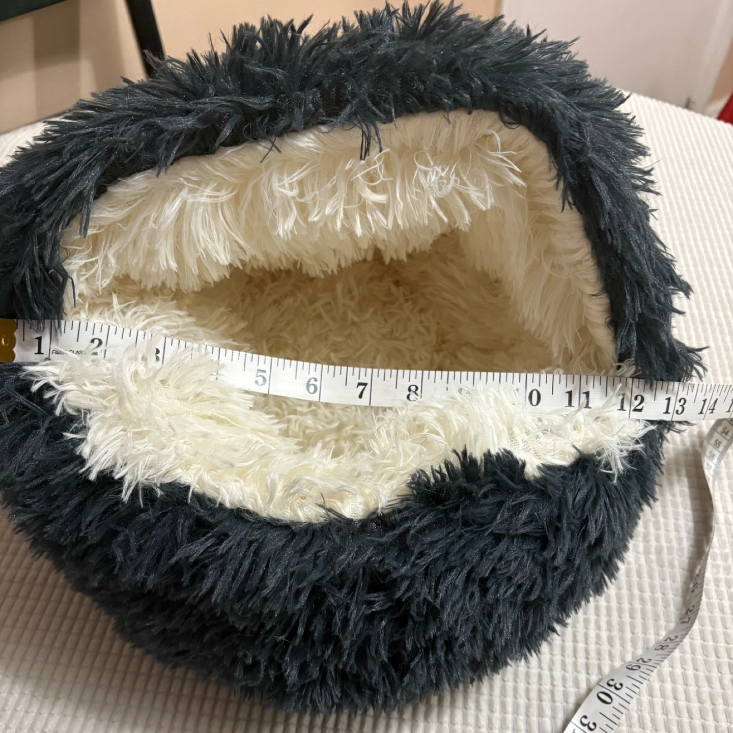 Fluffy Pet Bed - Dark Grey & Cream - photo 5