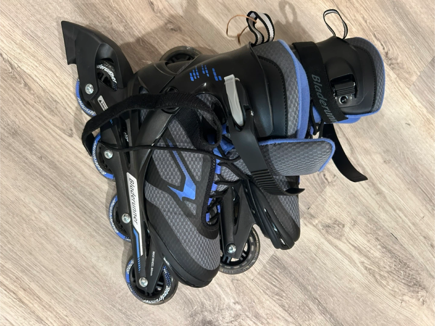 Bladerunner Rollerblades - Size 9 - photo 2