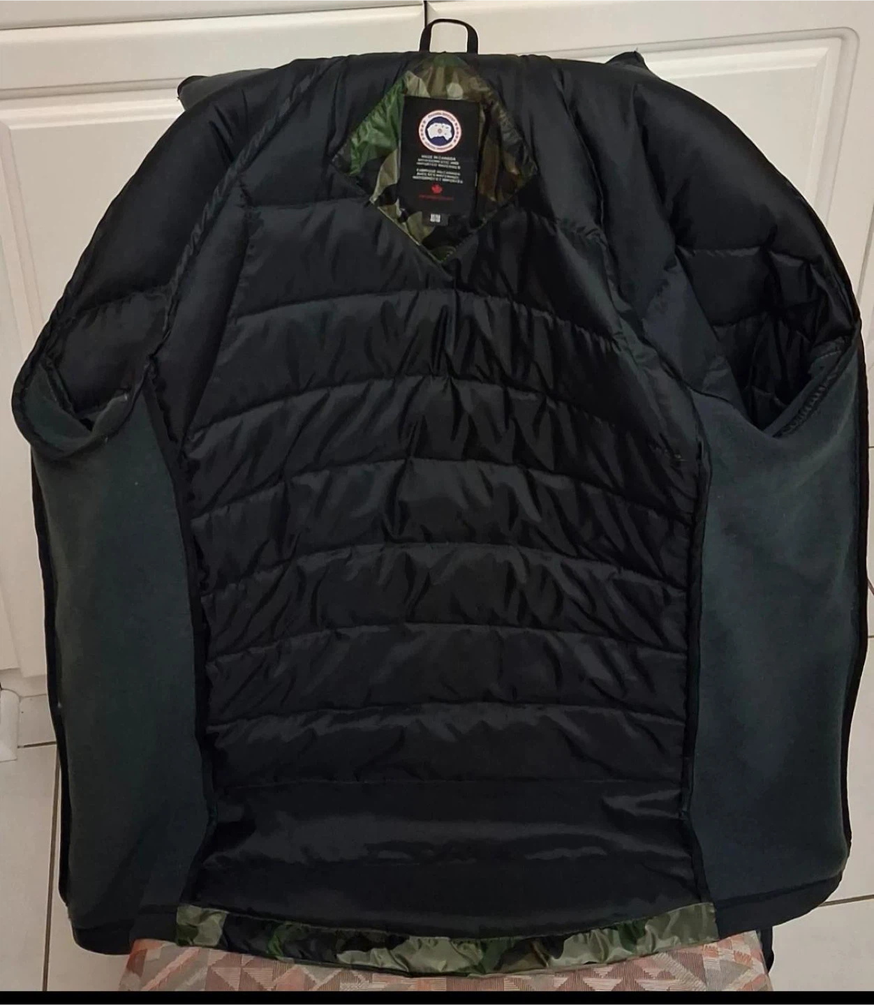 Canada Goose Camo Puffer Jacket - Size M - photo 3