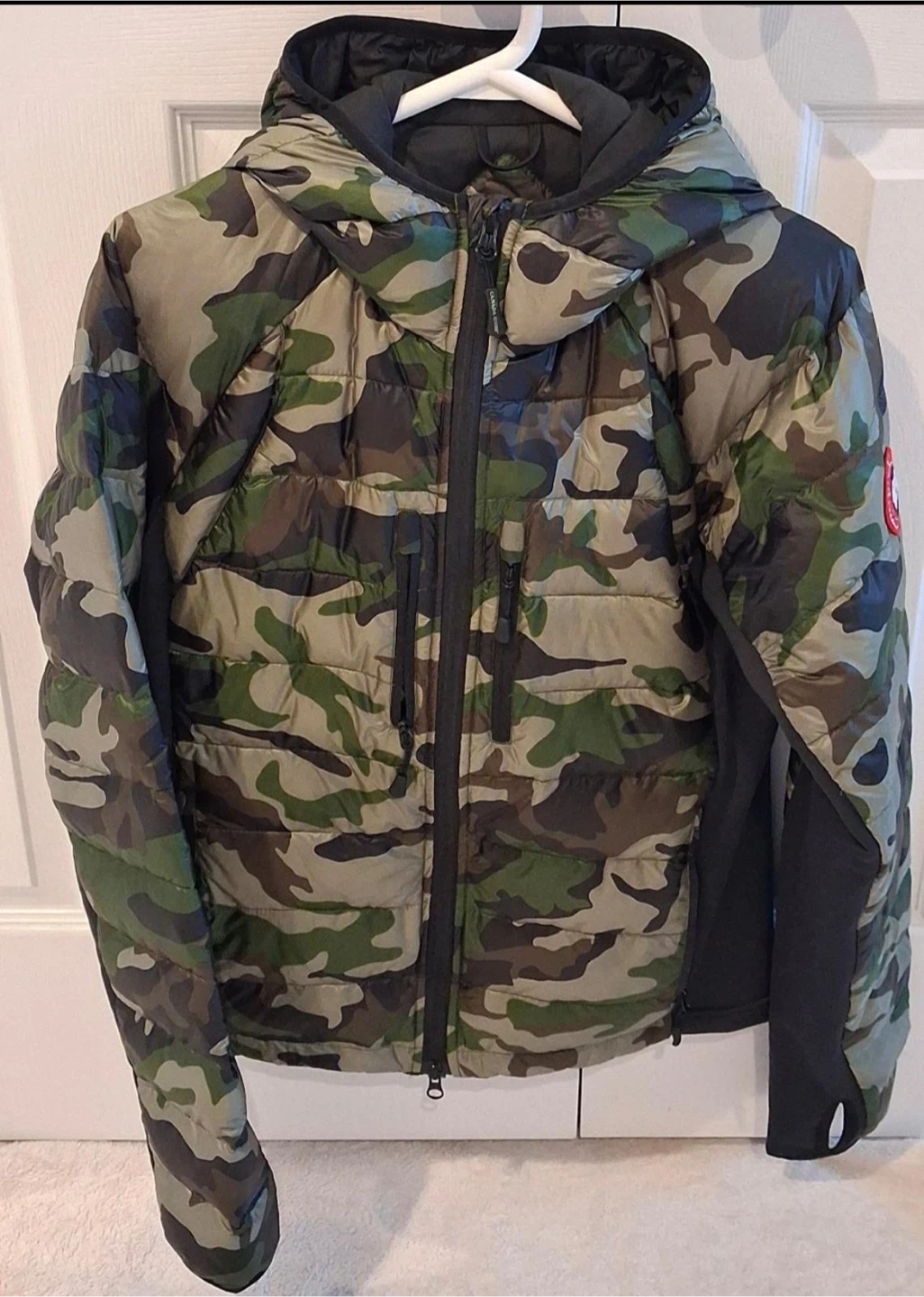 Canada Goose Camo Puffer Jacket - Size M